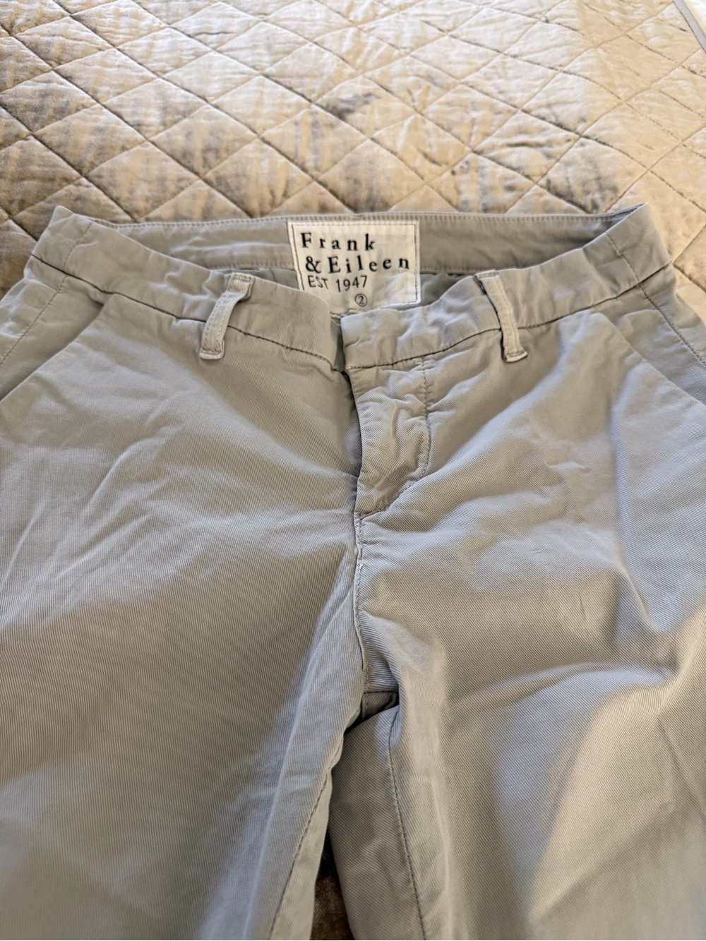 Frank & Eileen Light Gray Cropped Ankle Pants Size 2